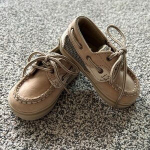 Sperry boat shoes